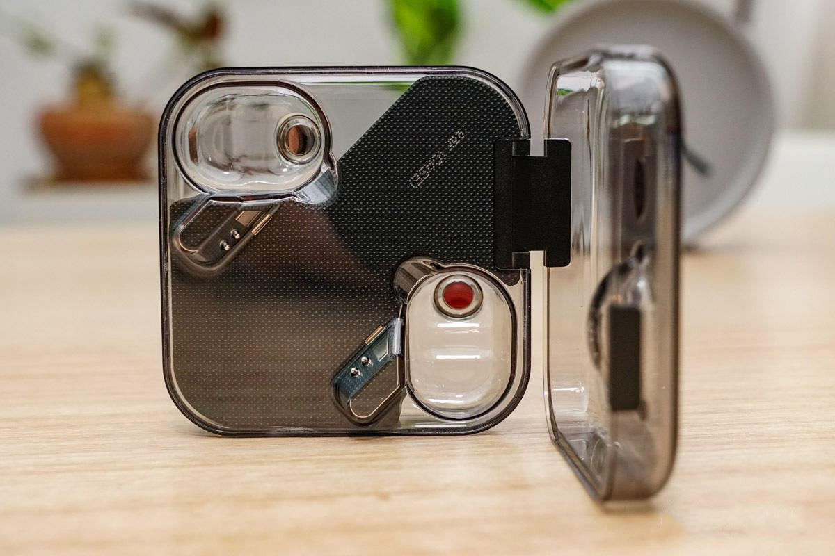 Nothing Ear (1) Introducció als auriculars